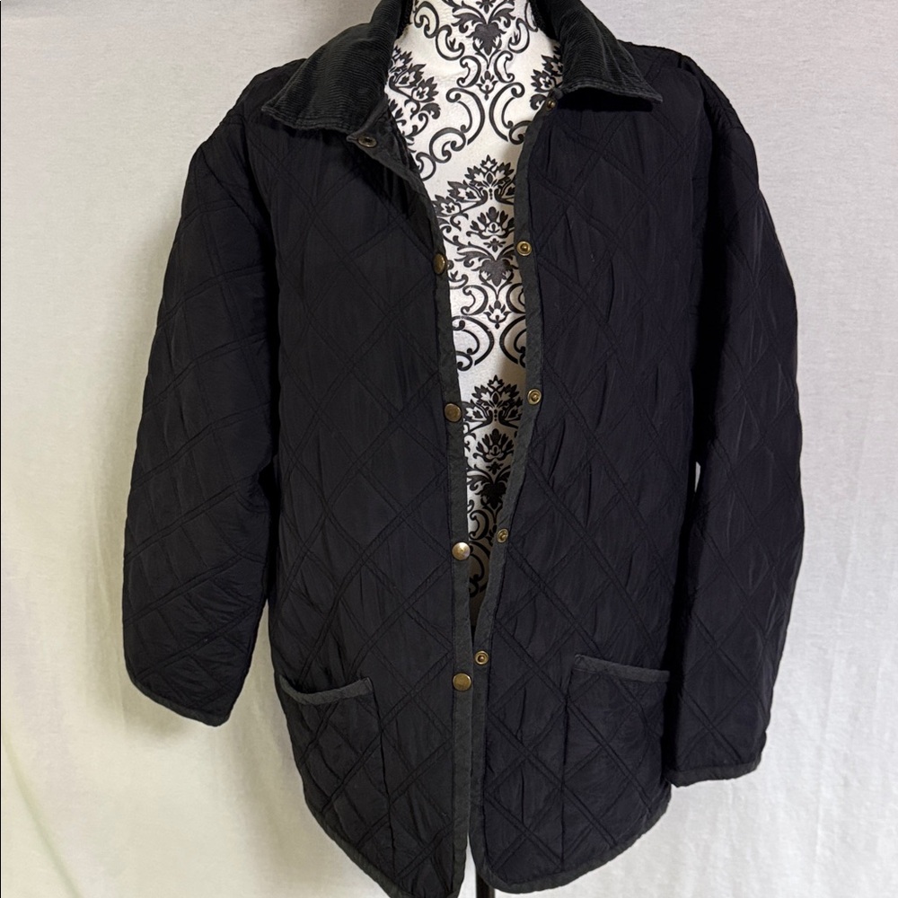 Women's Black Quilted Silk Utility Chore Barn  Coat Vintage Oversized Equestrian